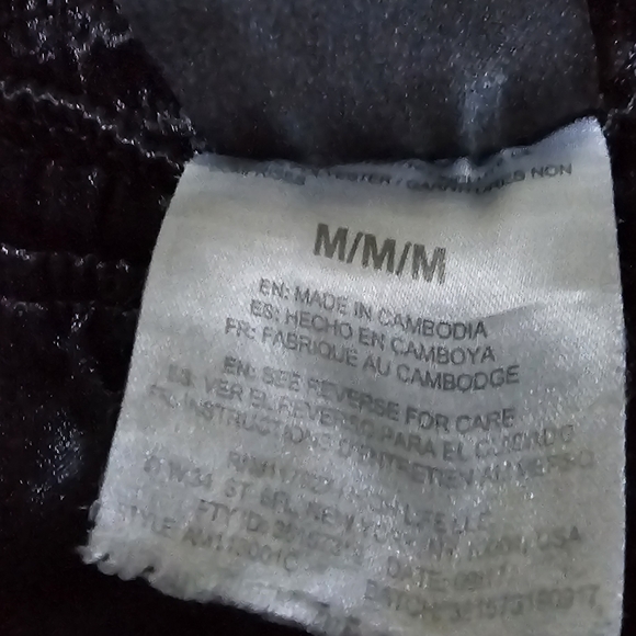 AND1 basketball shorts Size M - Picture 5 of 5